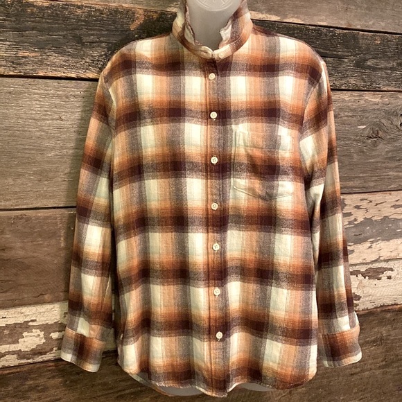 Madewell Flannel Side Button Ex Boyfriend Shirt - Picture 2 of 14
